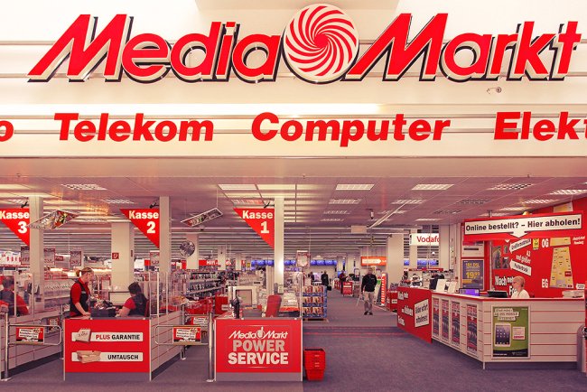 Chaos bij MediaMarkt Rotterdam tijdens Wintertijdactie: winkel sluit deuren na onrustige toestroom