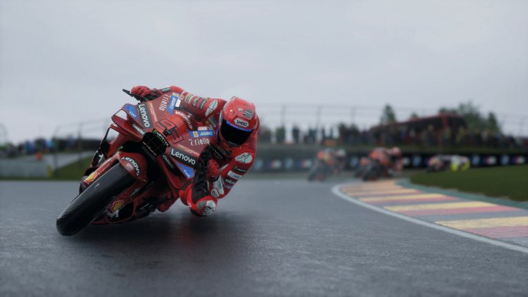 MotoGP 25 VANAF 30 APRIL VERKRIJGBAAR